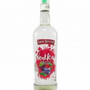 VODKA FRUTOS ROJOS NEW STYLE 1 L